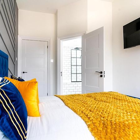 Cheerful 2 Bedroom Homely Apartment, Sleeps 6 Guest Comfy, 3X Double Bed, Parking, Free Wifi, Suitable For Business, Leisure Guest,Glasgow, Glasgow West End, Near City Centre Экстерьер фото