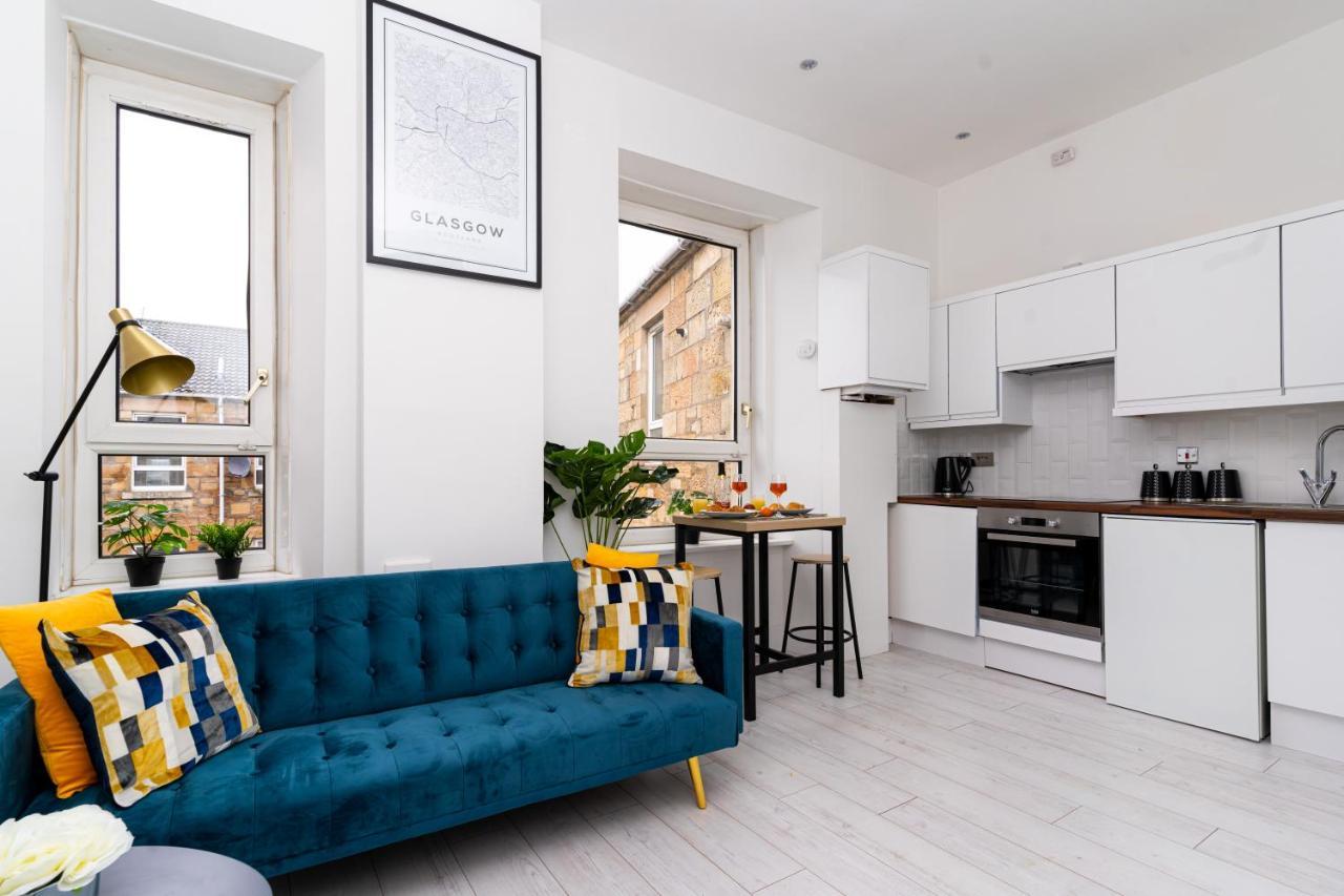 Cheerful 2 Bedroom Homely Apartment, Sleeps 6 Guest Comfy, 3X Double Bed, Parking, Free Wifi, Suitable For Business, Leisure Guest,Glasgow, Glasgow West End, Near City Centre Экстерьер фото